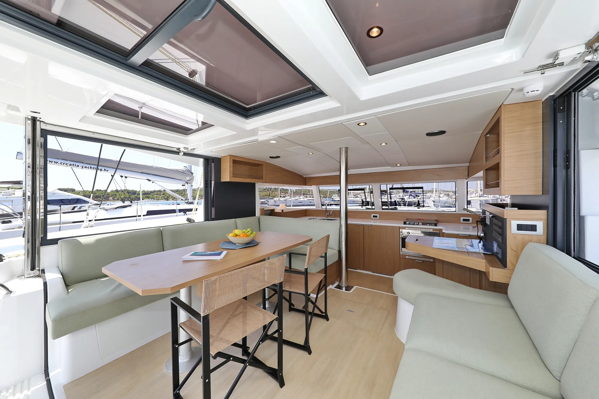 Image slide 27076