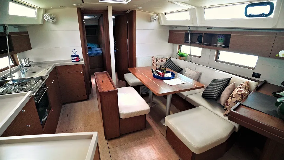 Image slide 2751