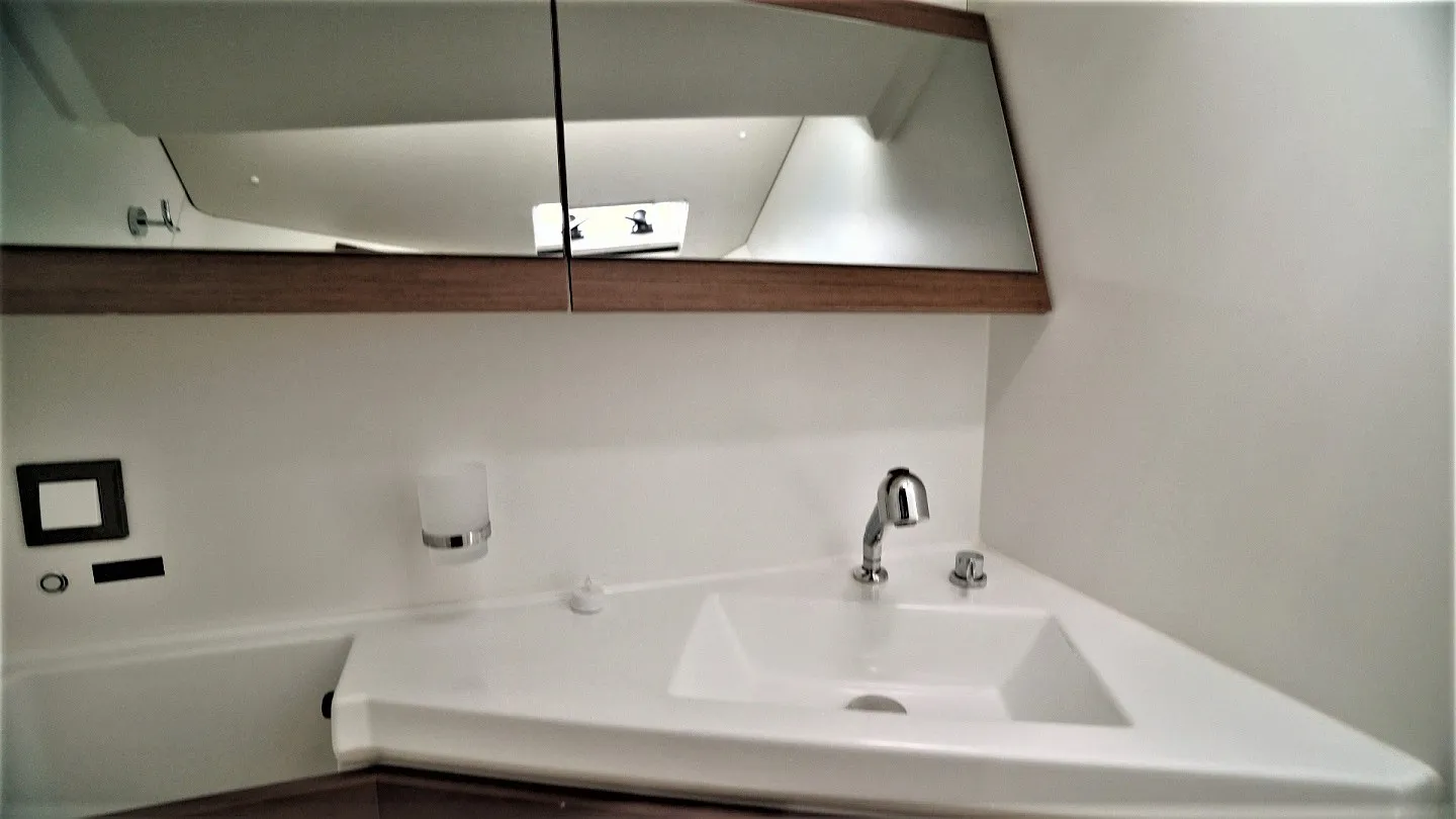 Image slide 2756