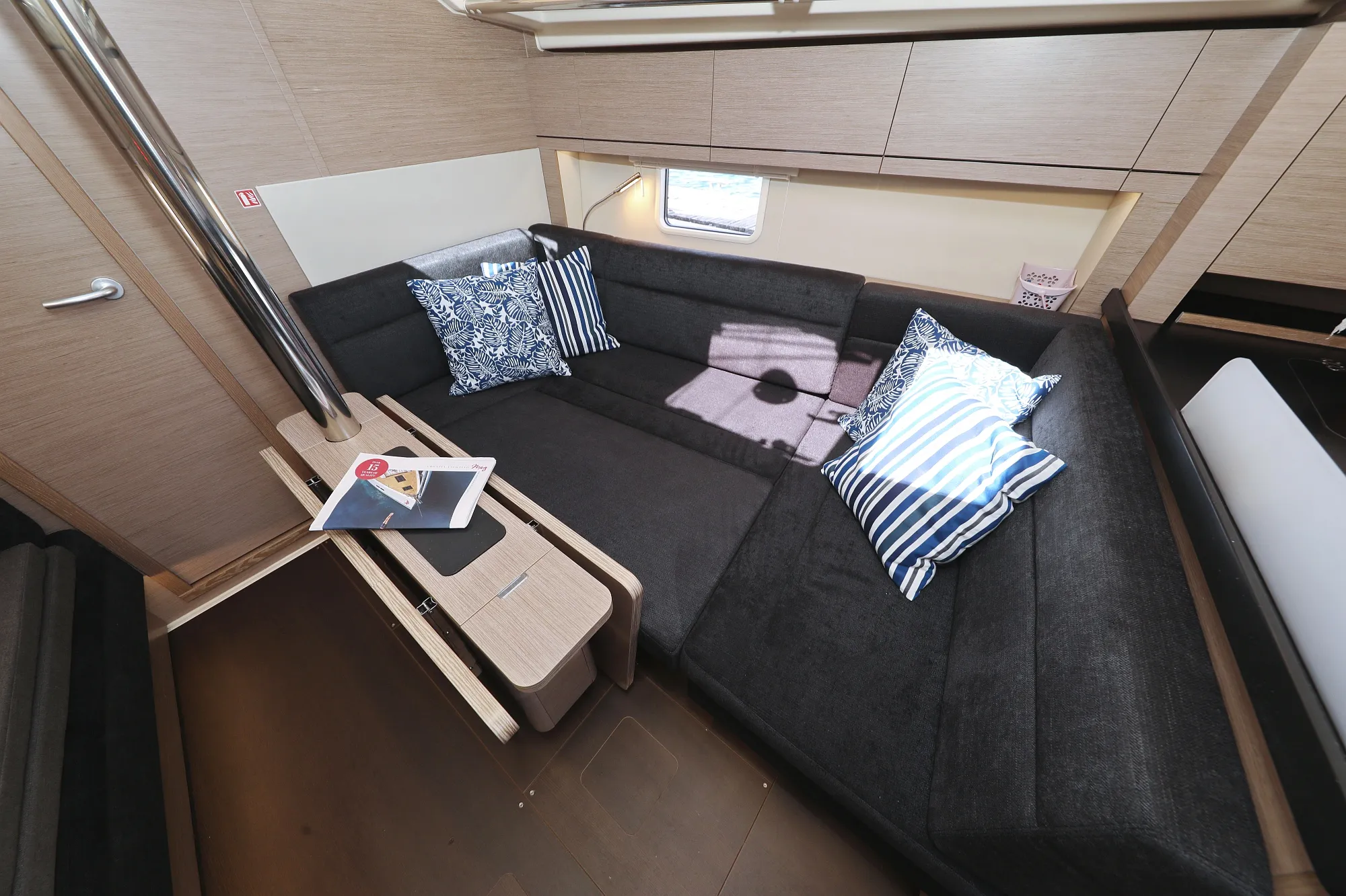Image slide 27893