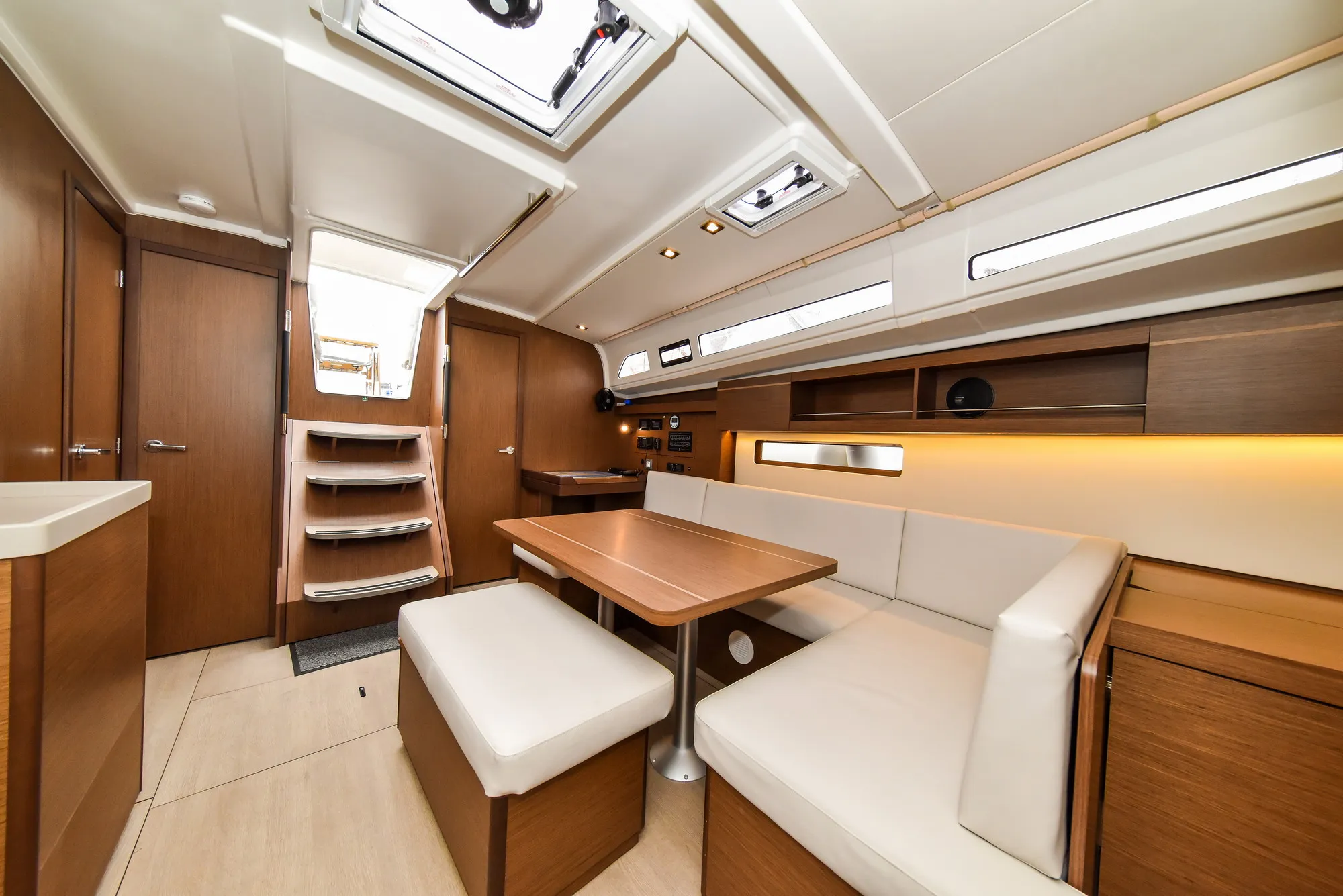 Image slide 279616