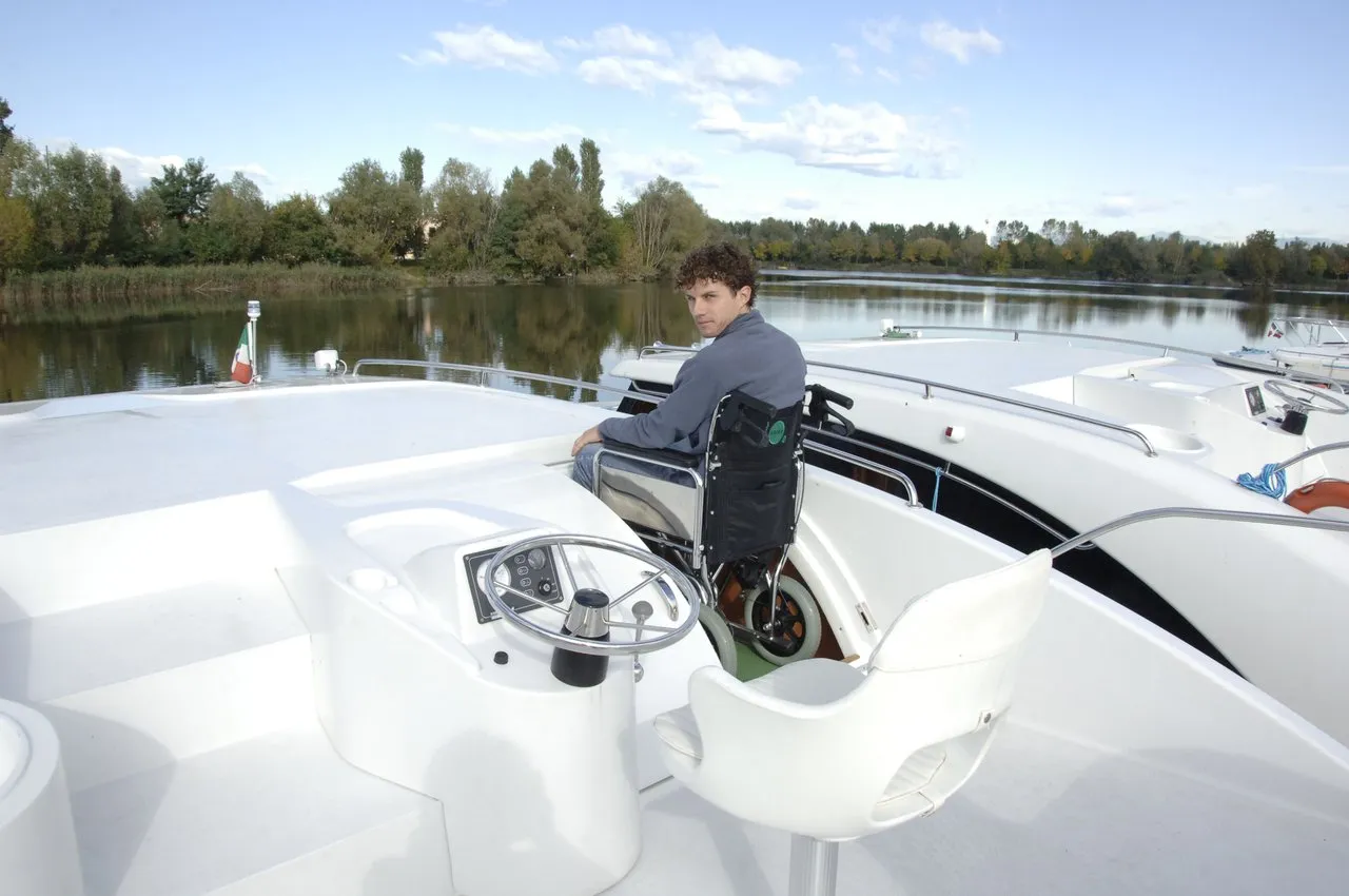 Image slide 280219