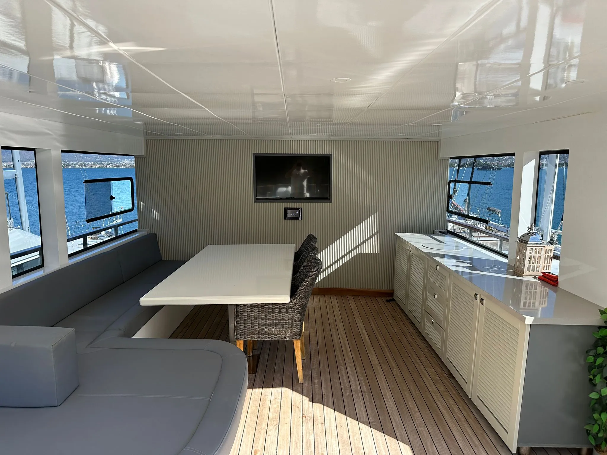 Image slide 2817