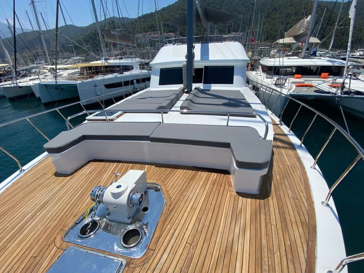 Image slide 2834