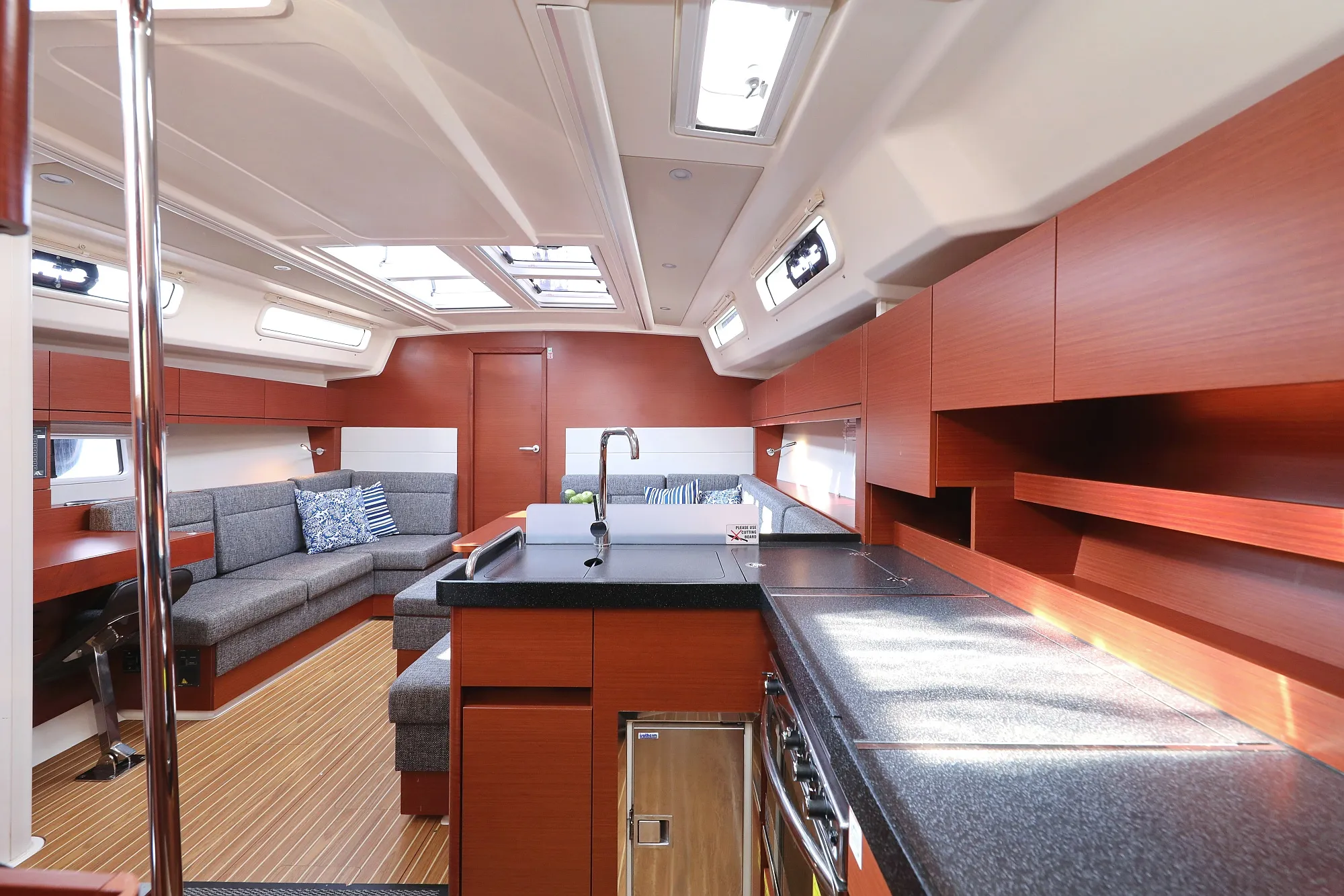 Image slide 28436