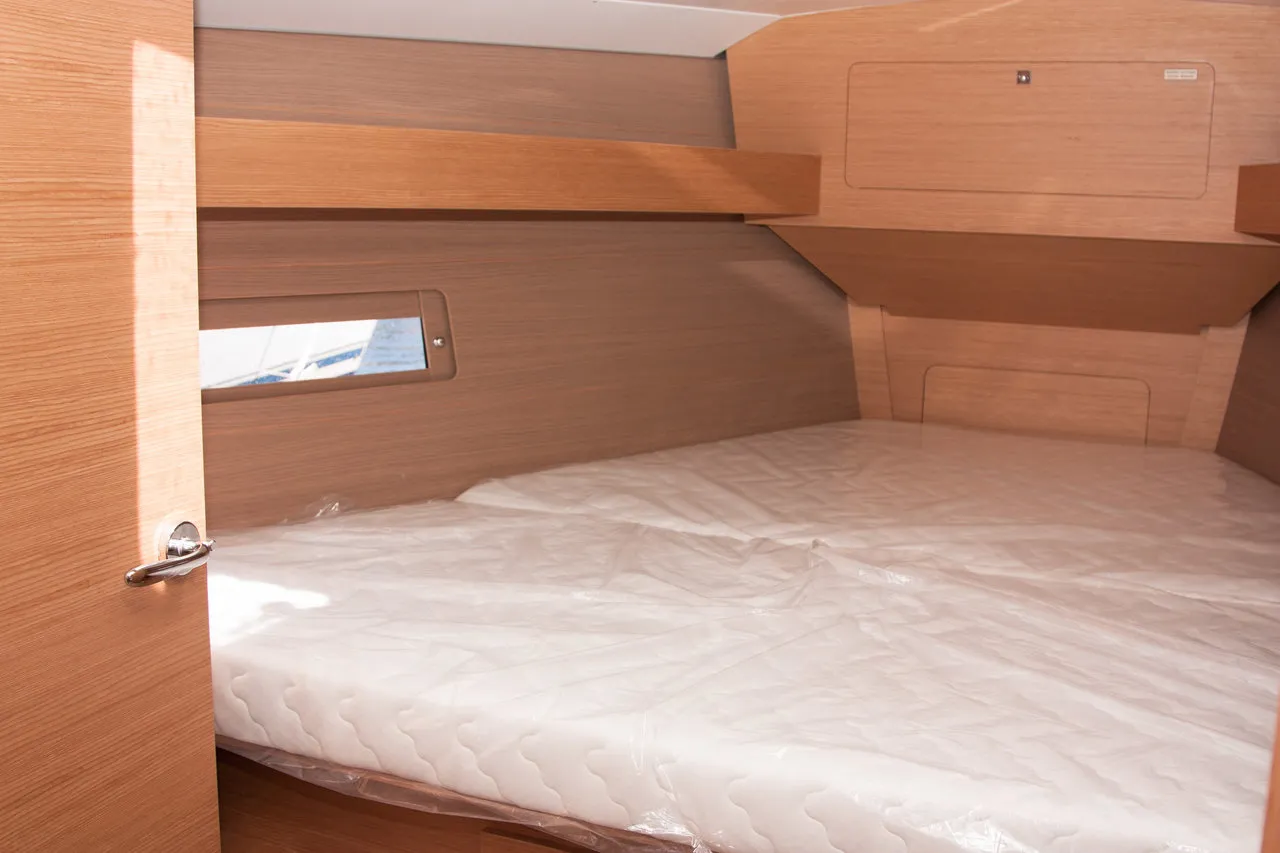 Image slide 2906