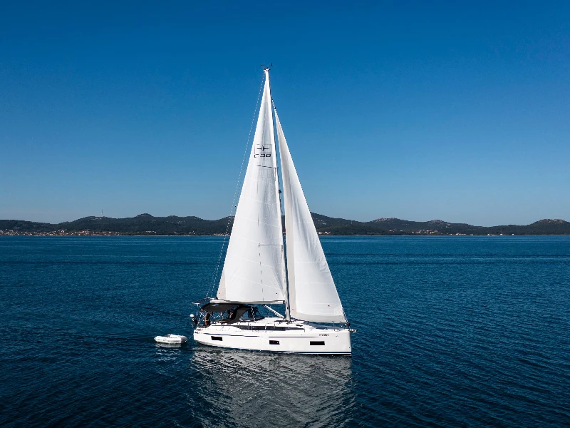 Image du bateau Bavaria C38 MARTINI