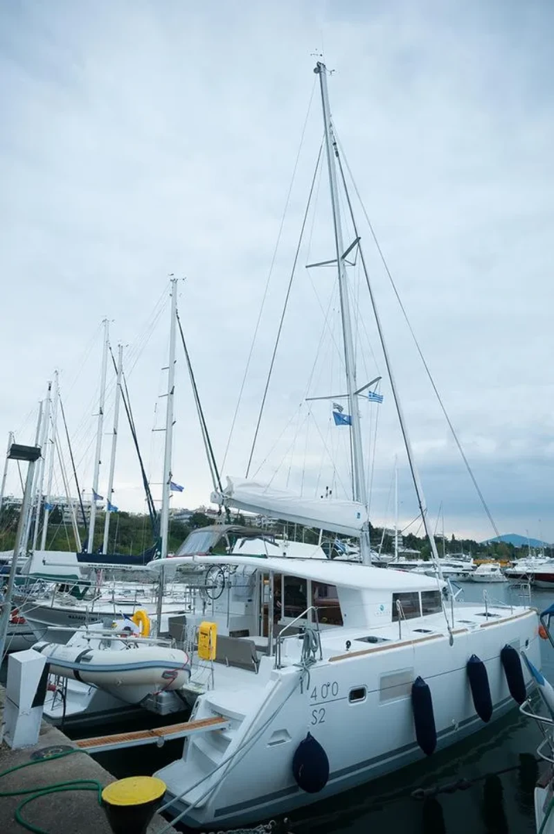 Lagoon 400 S2 Lady Dom boat image
