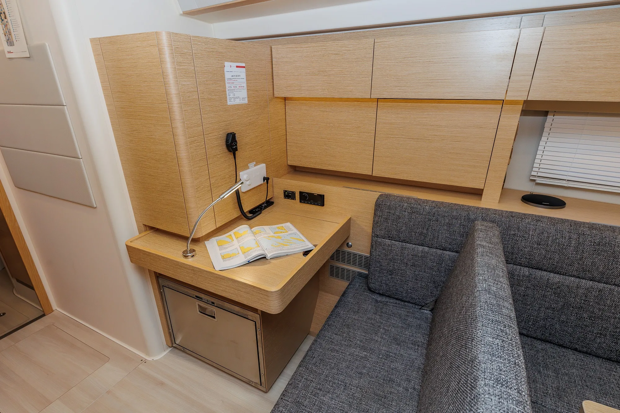 Image slide 29736
