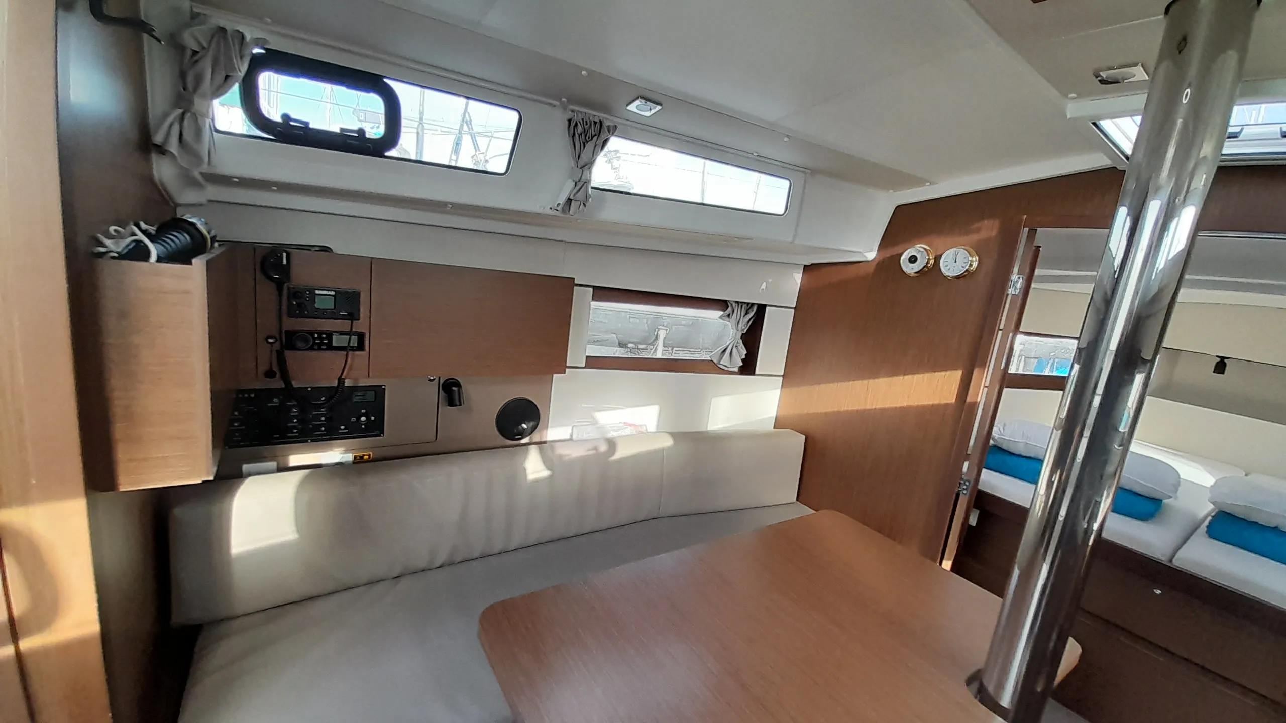 Image slide 297678