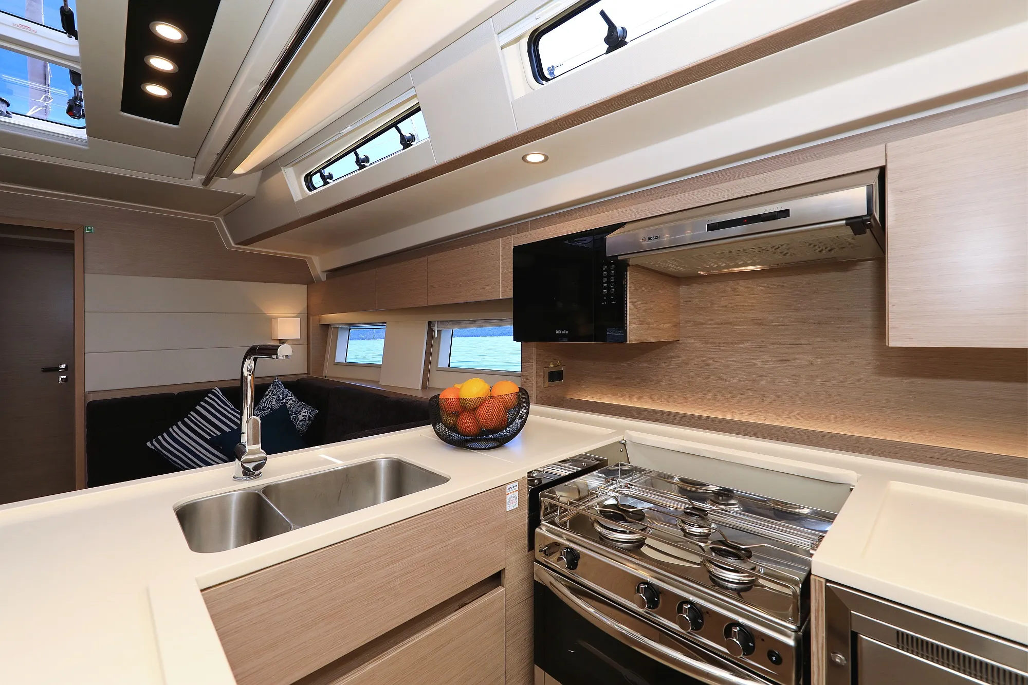 Image slide 29834