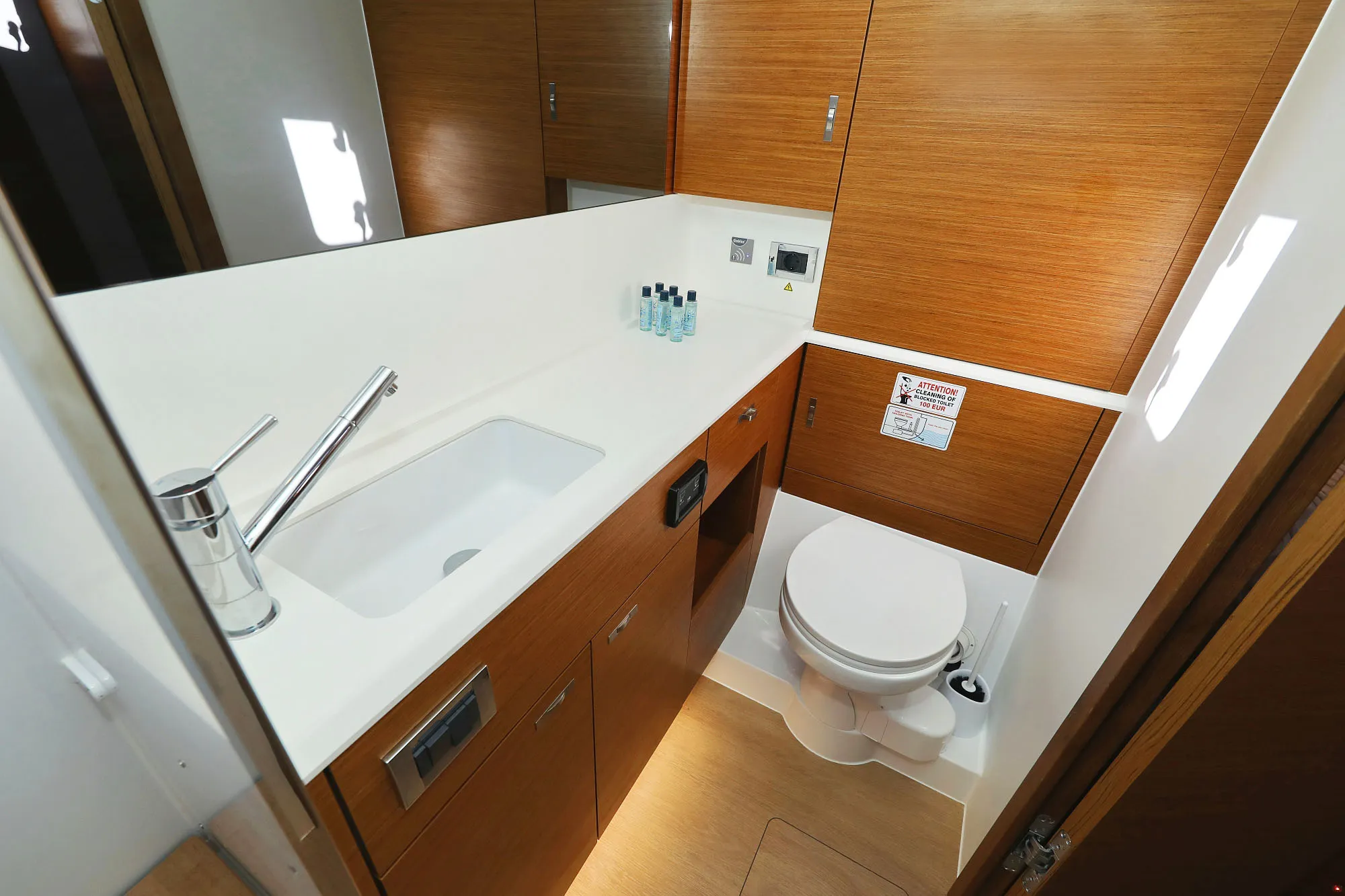 Image slide 29876