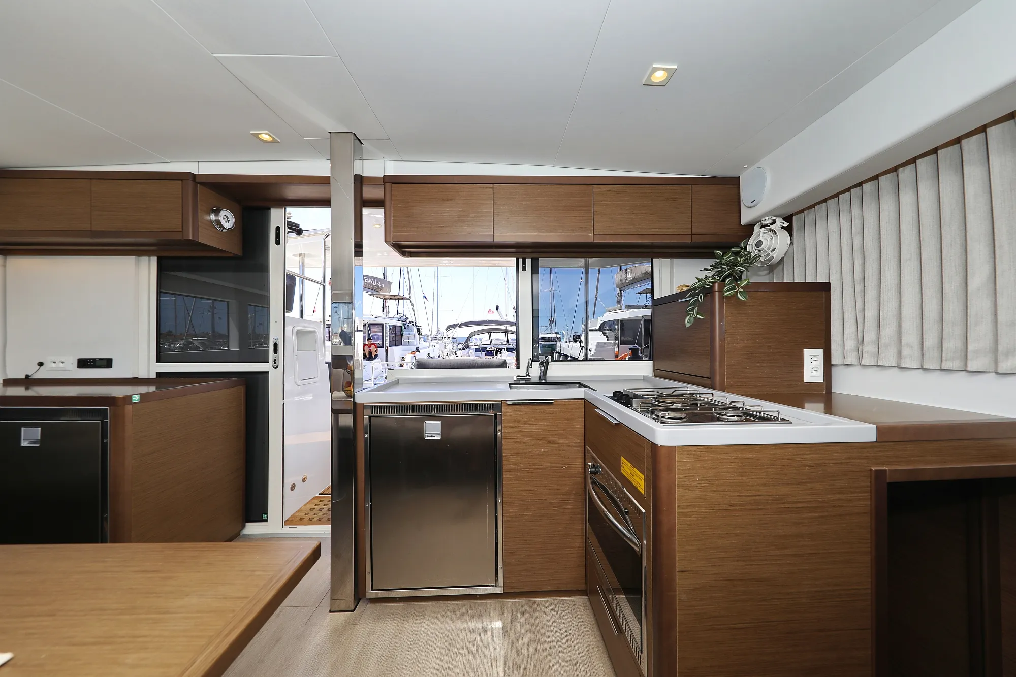 Image slide 29948