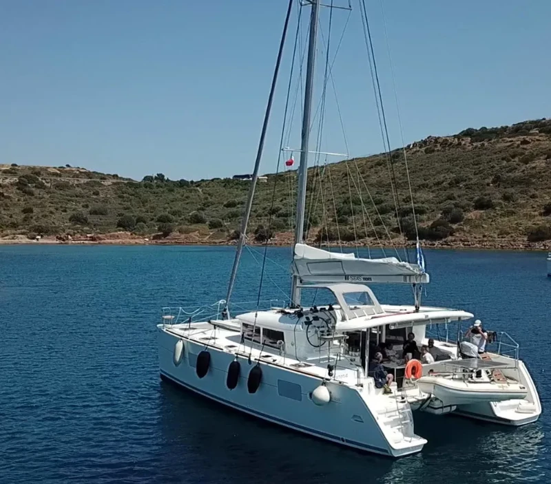 Lagoon 400 Aurora boat image