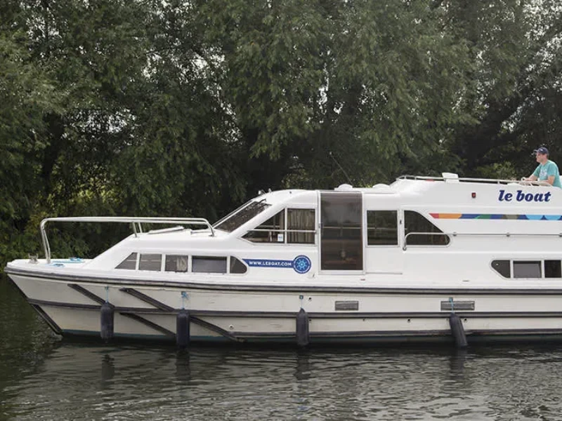 Imagem do barco Crusader Crusader - Budget 28