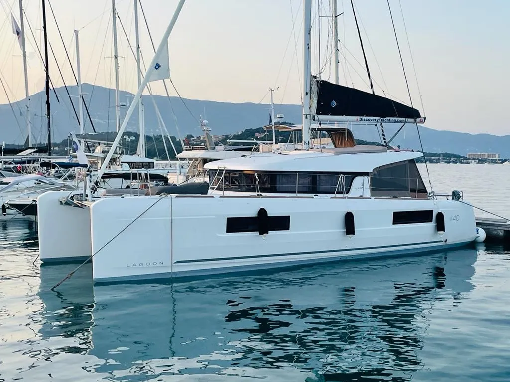 Lagoon 40 Fratelli boat image