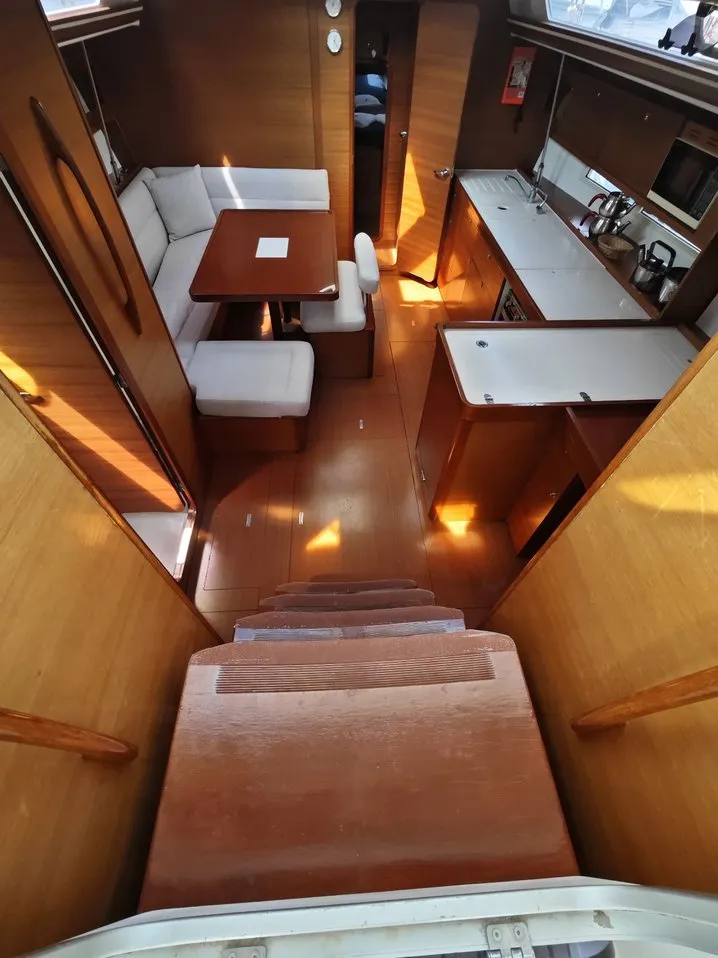 Image slide 3129