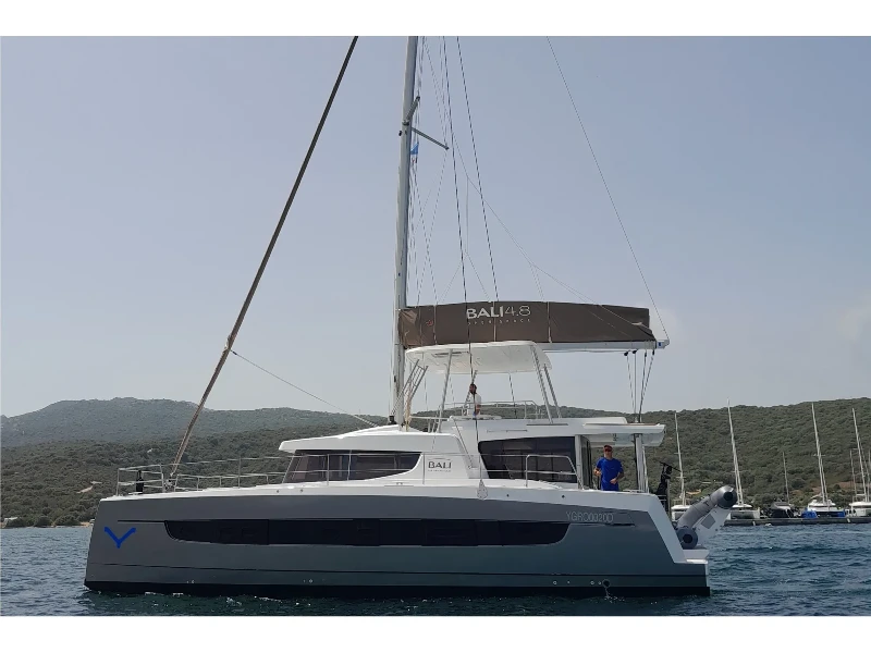 Bali 4.8  Physeter boat image