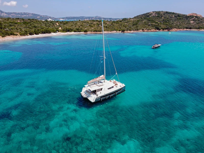 Bali 4.4 Stenella boat image