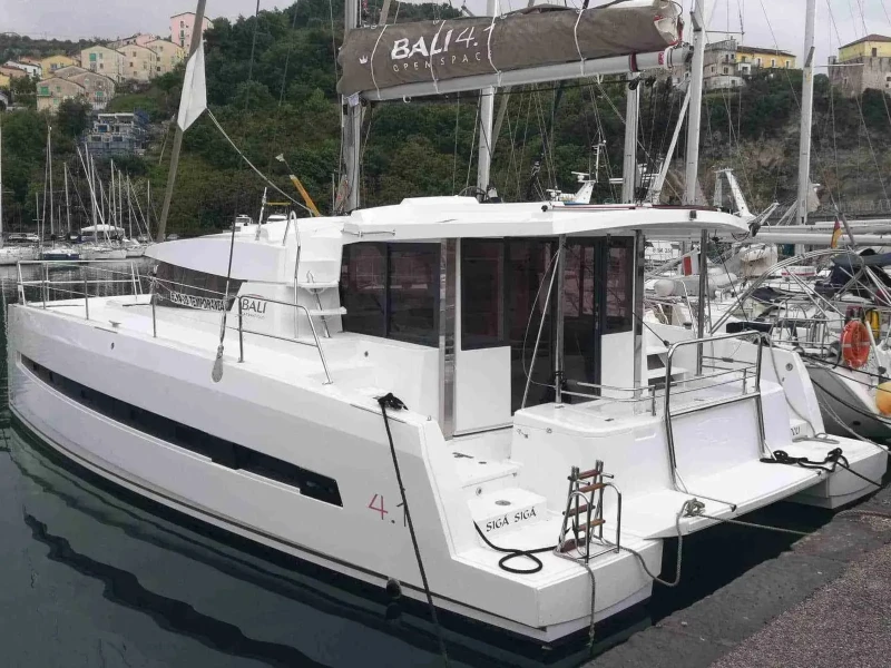 Imagem do barco Bali 4.1 Sigà Sigà