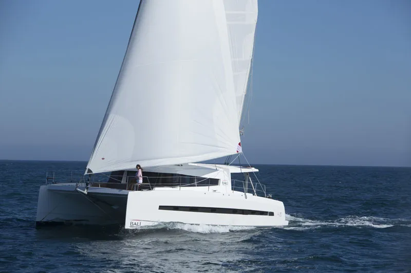 Bali 4.5 - 4 + 2 cab. GUERNESEY boat image