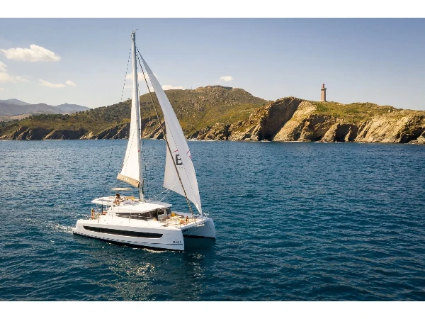 Bali 4.2 Sail Spazio boat image
