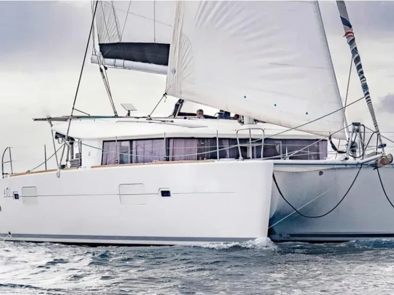 Imagen del barco Lagoon 400 S2 Esmeralda