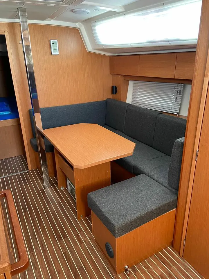 Image slide 3358