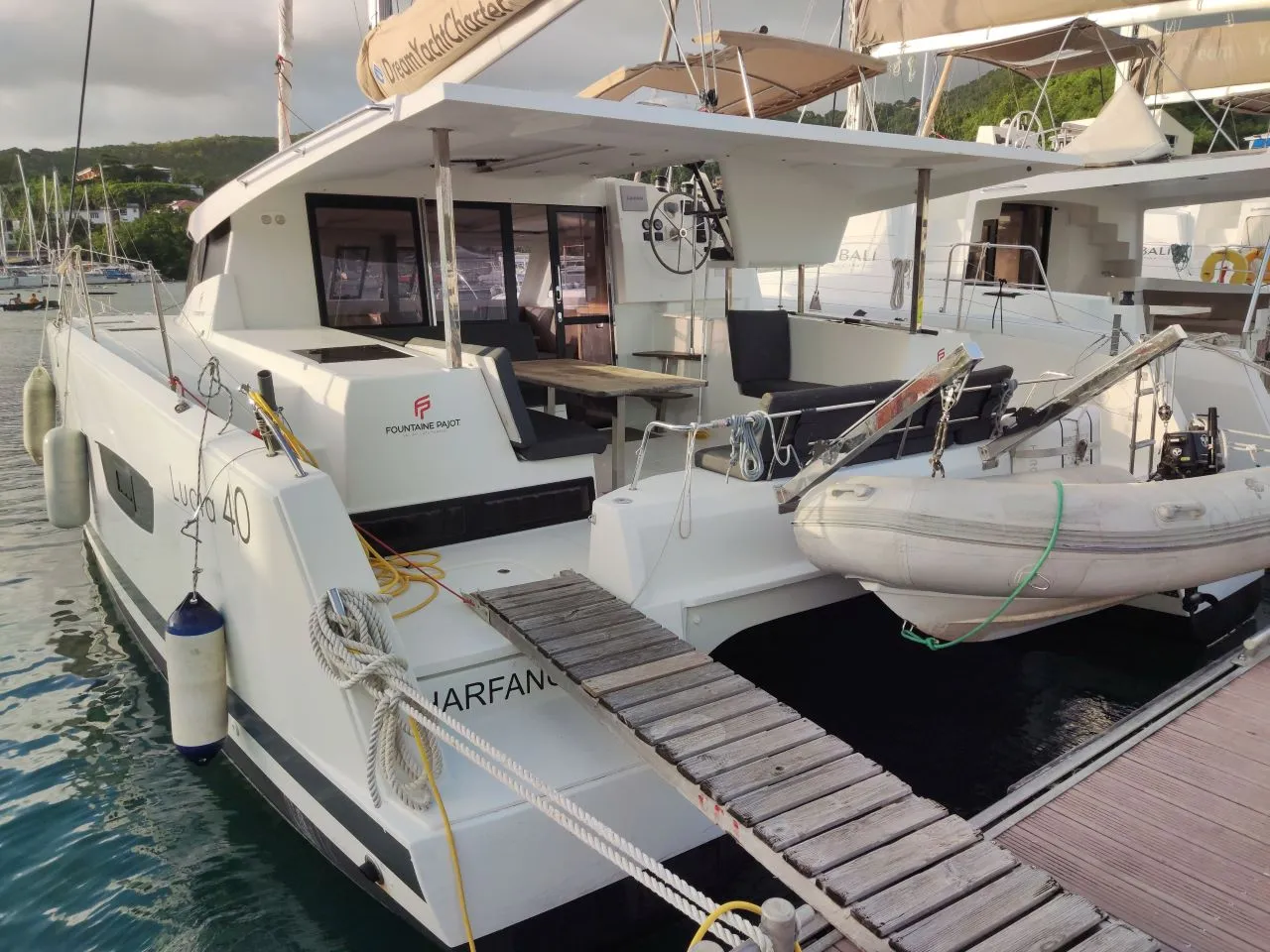 Fountaine Pajot Lucia 40 - 4 cab. HARFANG  boat image