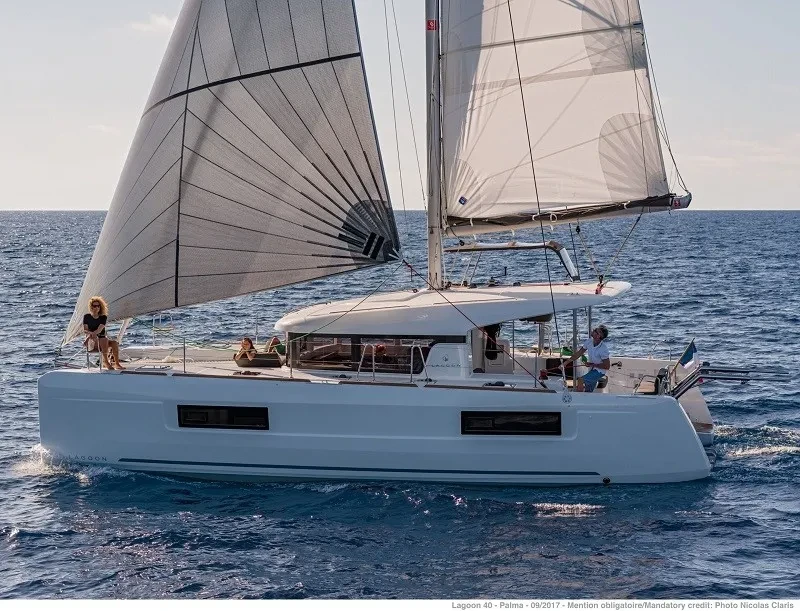 Lagoon 40 VITA  boat image