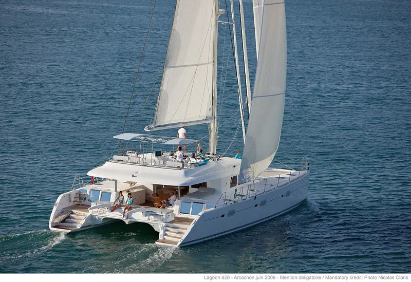 Lagoon 620 - 6 + 2 cab. DREAM MARTINIQUE  boat image