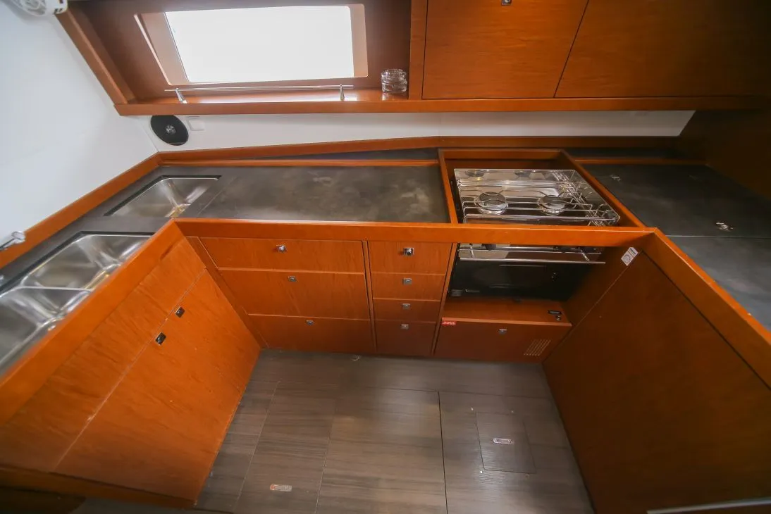 Image slide 37535
