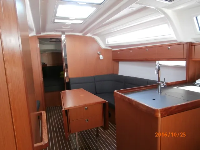 Image slide 3811