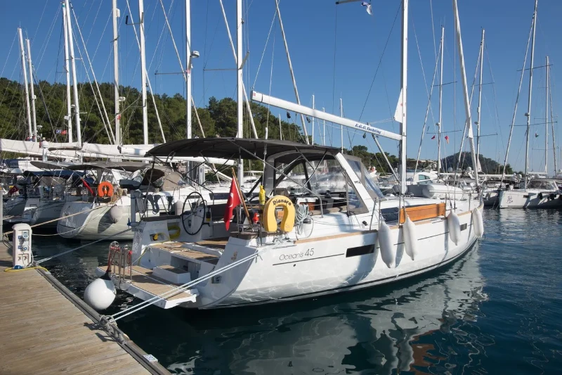 Oceanis 45 Dianora boat image
