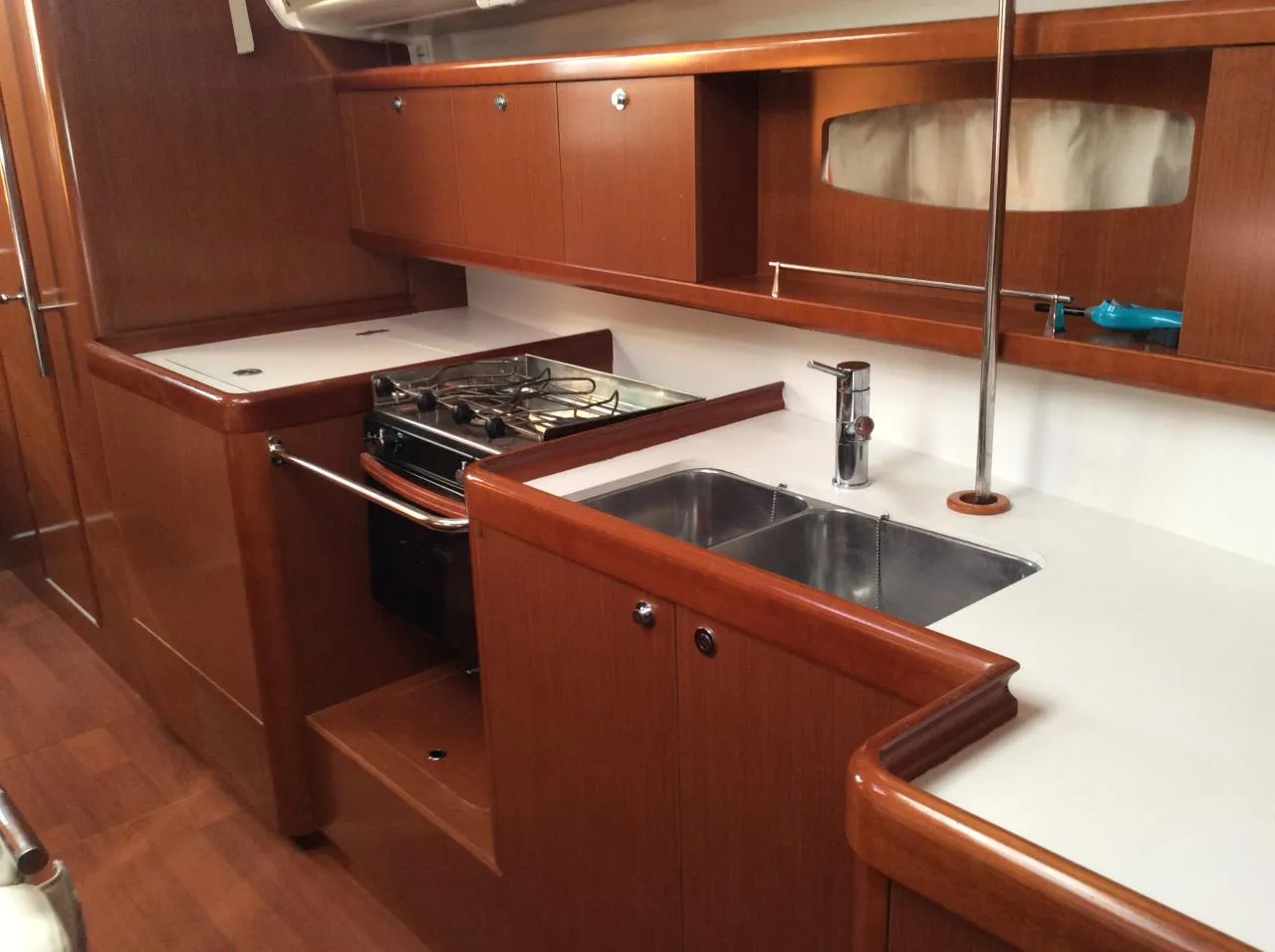 Image slide 3938