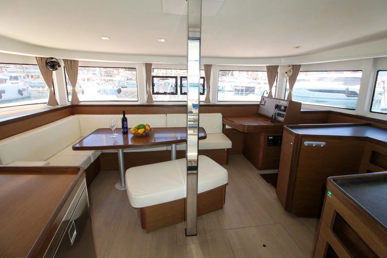 Image slide 418