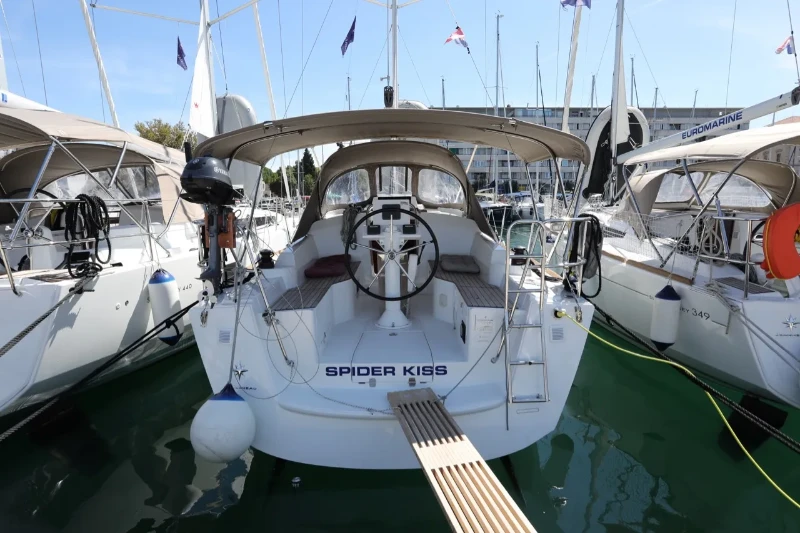 Sun Odyssey 319 Spider Kiss boat image