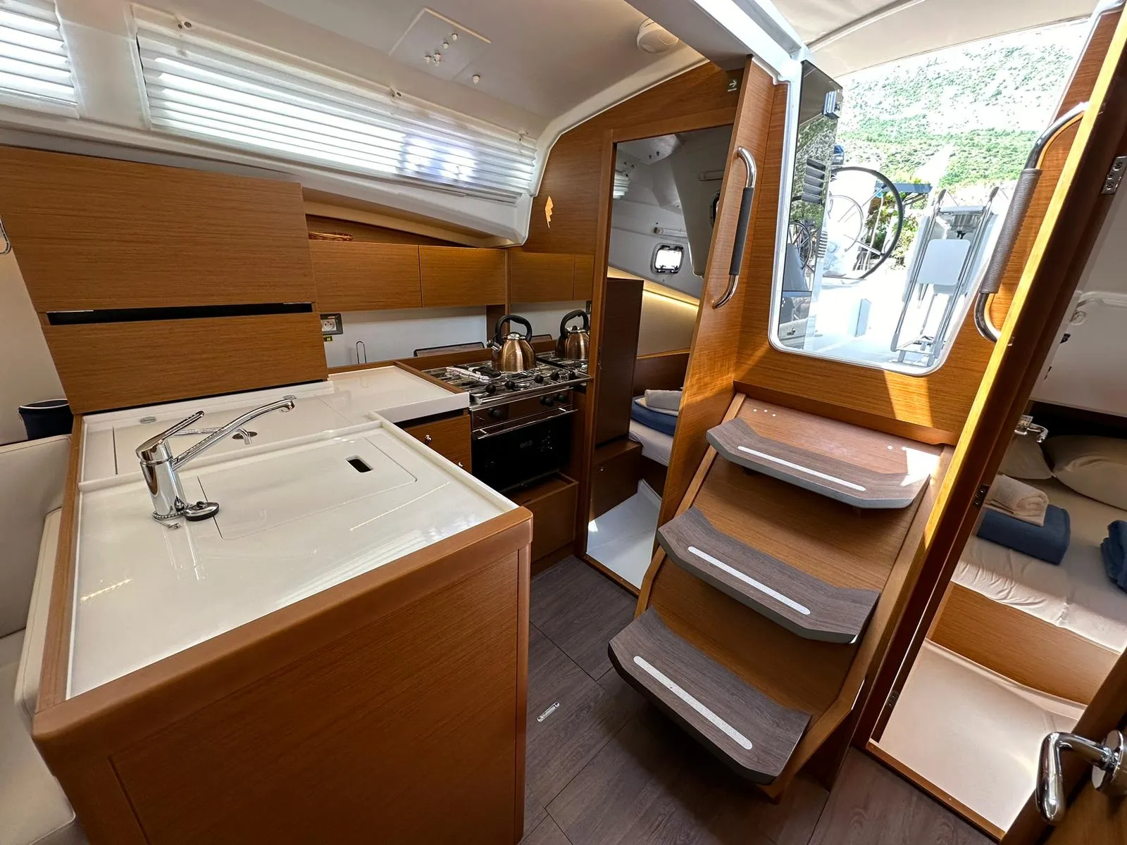 Image slide 42335