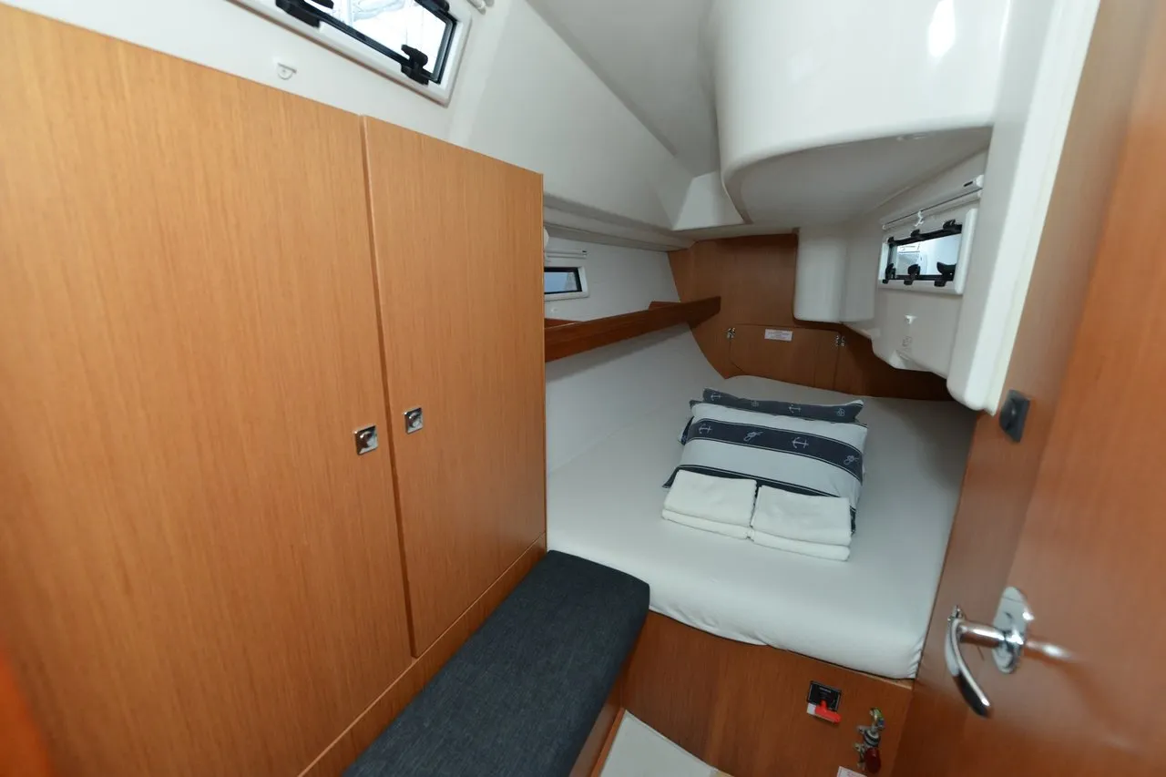 Image slide 42979