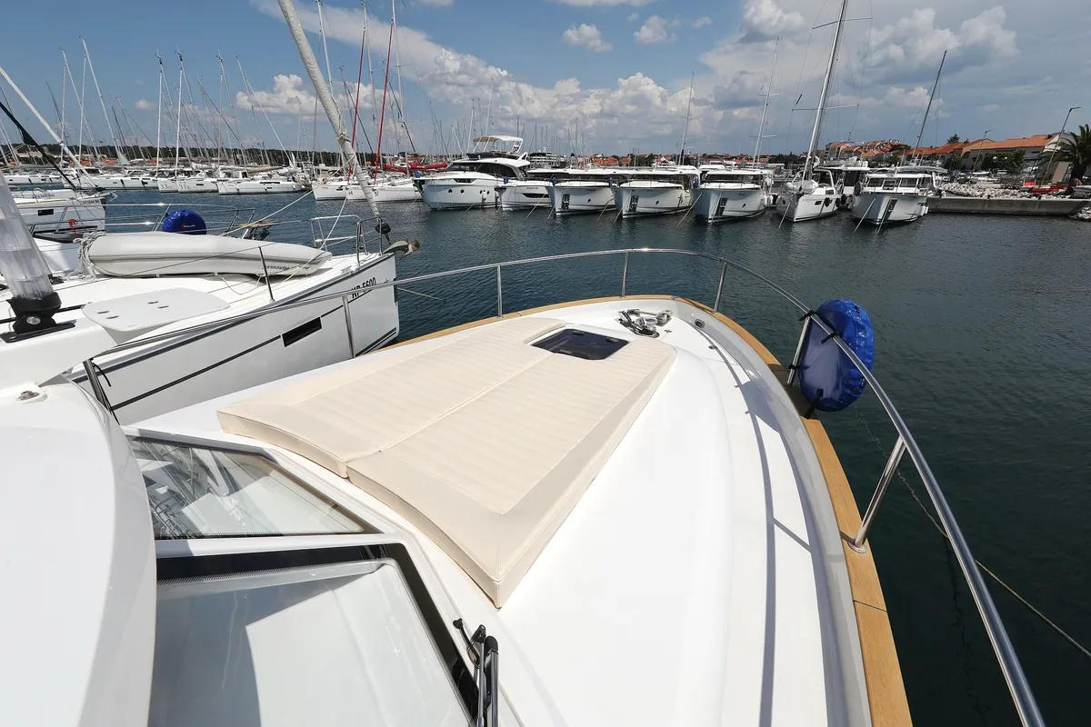 Image slide 43935