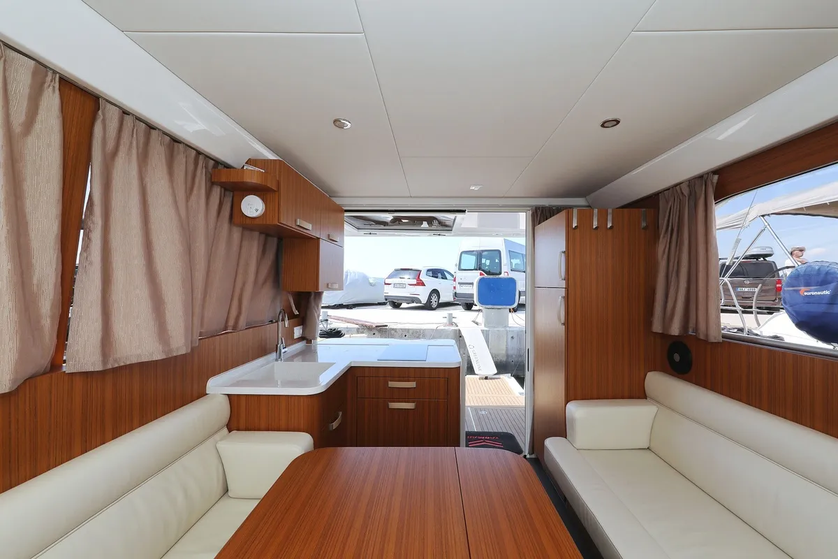 Image slide 43946