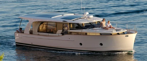 Greenline 40 D&D boat image