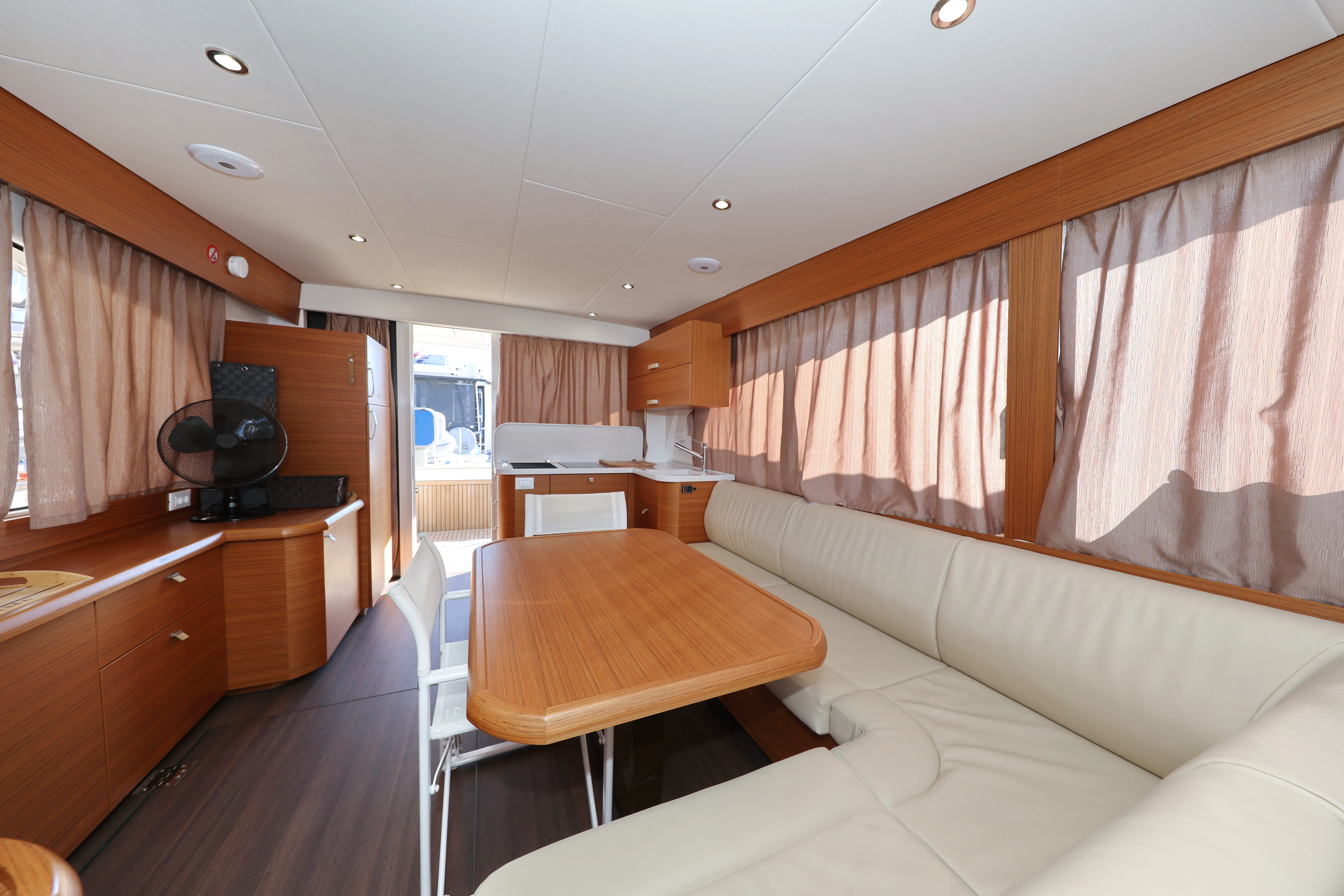 Image slide 44018