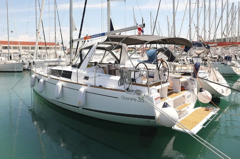 Oceanis 35.1 Aris boat image