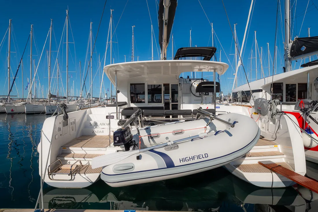 Lagoon 40 - 4 + 2 cab Sail Away boat image