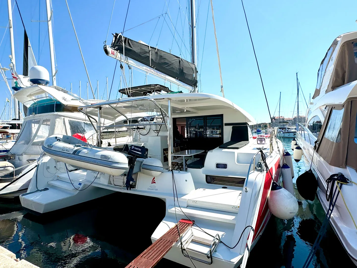 Lagoon 42 - 4 + 2 cab. That's Life boat image