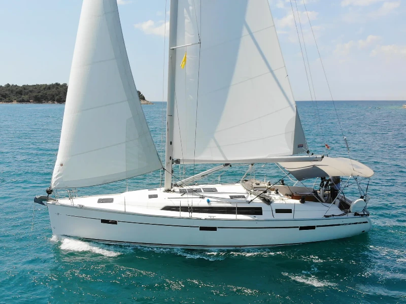 Bavaria Cruiser 41 Raven boat image