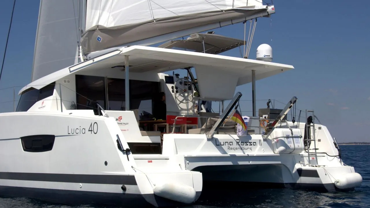 Fountaine Pajot Lucia 40 - 4 cab. Luna Rossa II boat image