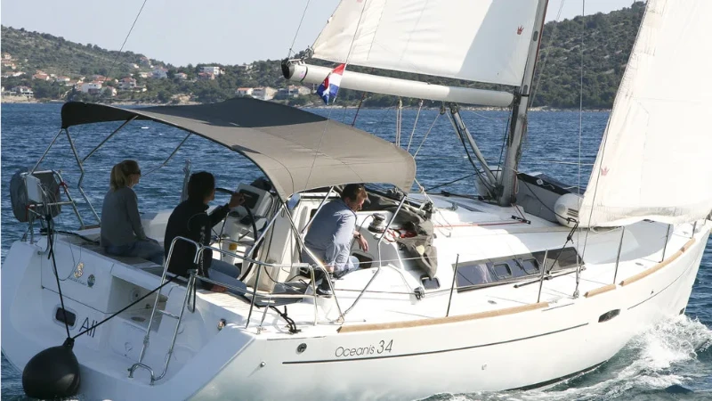 Oceanis 34.2 LL Skyhawk boat image