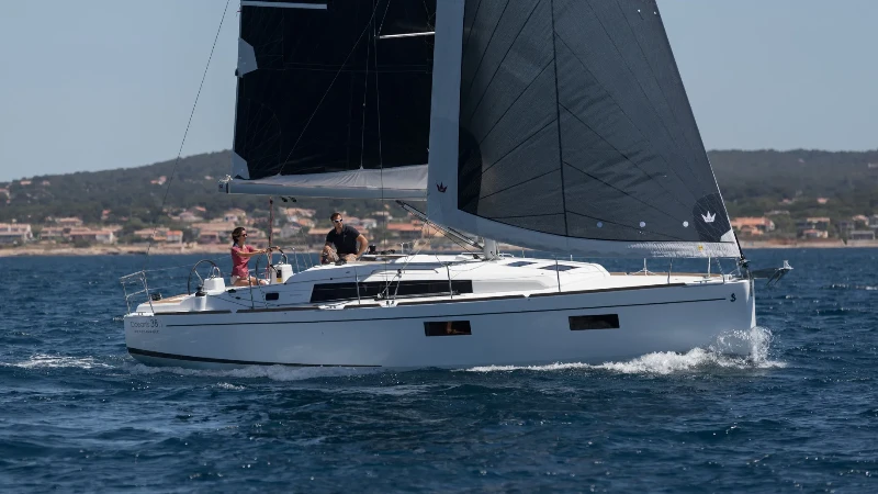 Oceanis 38.1 Maja boat image